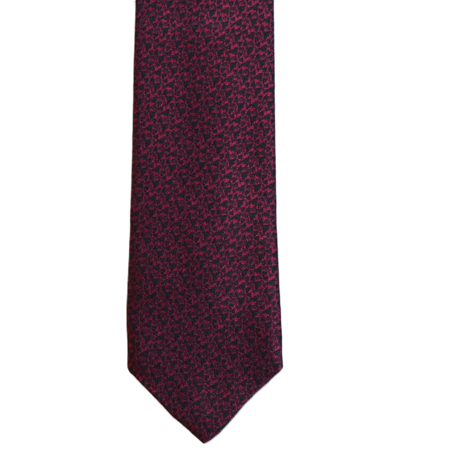 Red necktie with black triangles (skinny)